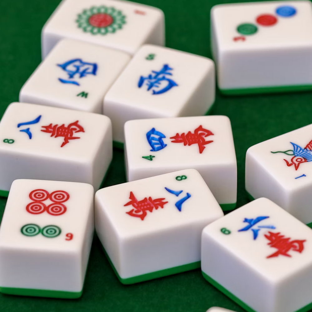 Mahjong tile